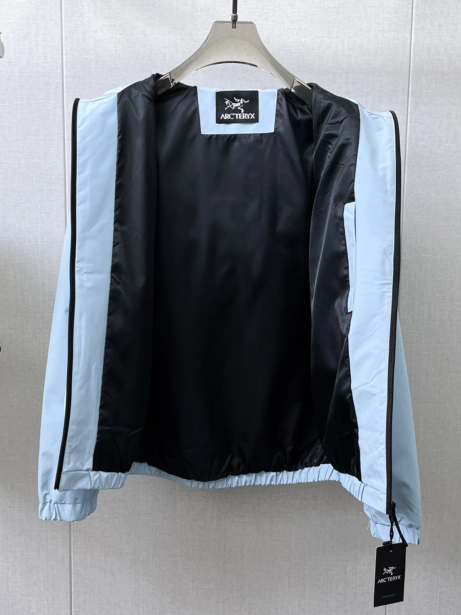 Same Style， ， 2026 New Arrival ， Original Premium Breathable ， ， ， Quality。 ， Sizes：M～3XL
